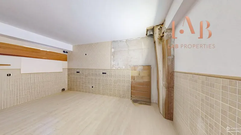 In the heart of Calvià village, just a few meters from the Town Hall, this unique property from 1750 is located in a building — photo 11