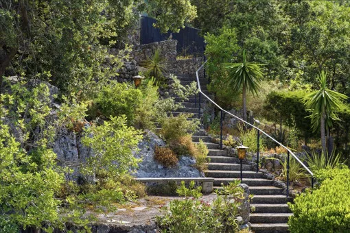 Esporles, Picturesque Finca in Esporles in the Tramuntana Mountains with Panoramic Views — photo 8
