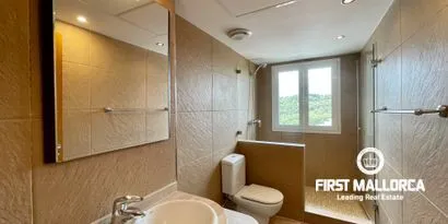 Real Estate picture 0 Ref. No. 81072 — photo 10