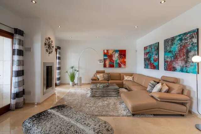 Luxury villa with rental license for sale in Pollensa, north Mallorca — photo 11