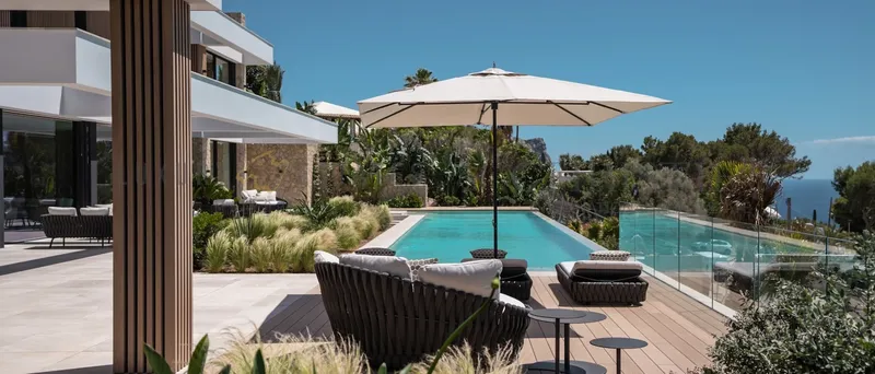 Modern newly built villa in Port Andratx with impressive sea views and large infinity pool — photo 9