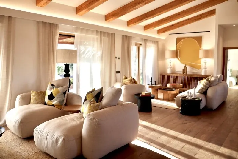 New build rustic villa with pool and mountain views — photo 1