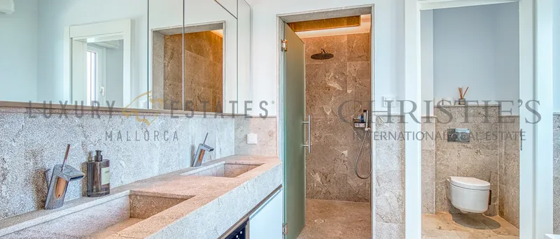 Modern Mediterranean villa in Santa Ponsa with sea views — photo 8