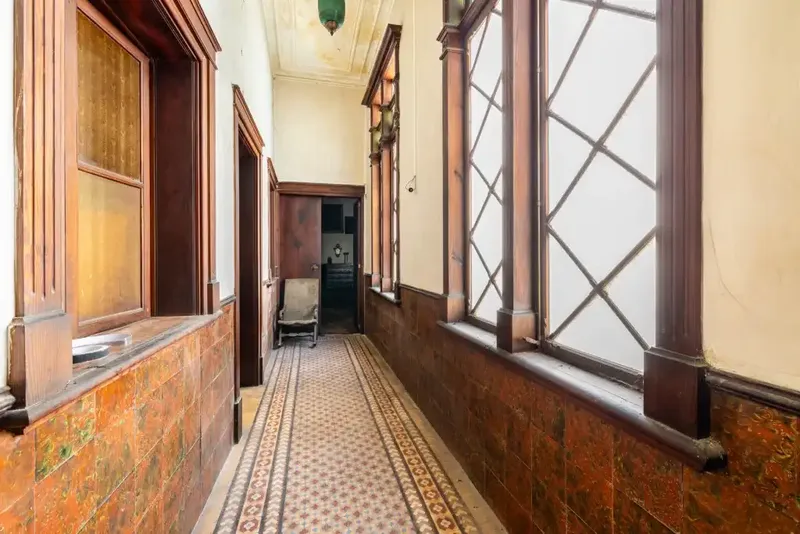This magnificent 18th-century manor house is for sale in the heart of Sóller, just a stone's throw from the main square. — photo 7