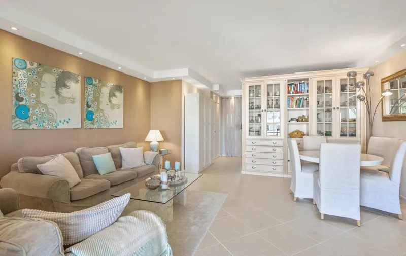 Delightful apartment in beach front residential community — photo 9