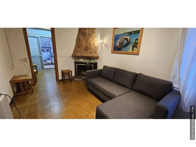 Rental of semi-detached house on Calle de Short den Ferrando — photo 1