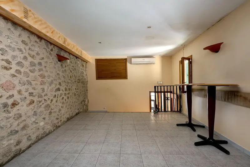 🌟 Are you looking for a unique, spacious place with character? This spectacular 277 m2 duplex in Campanet is much more than a property, it is — photo 4