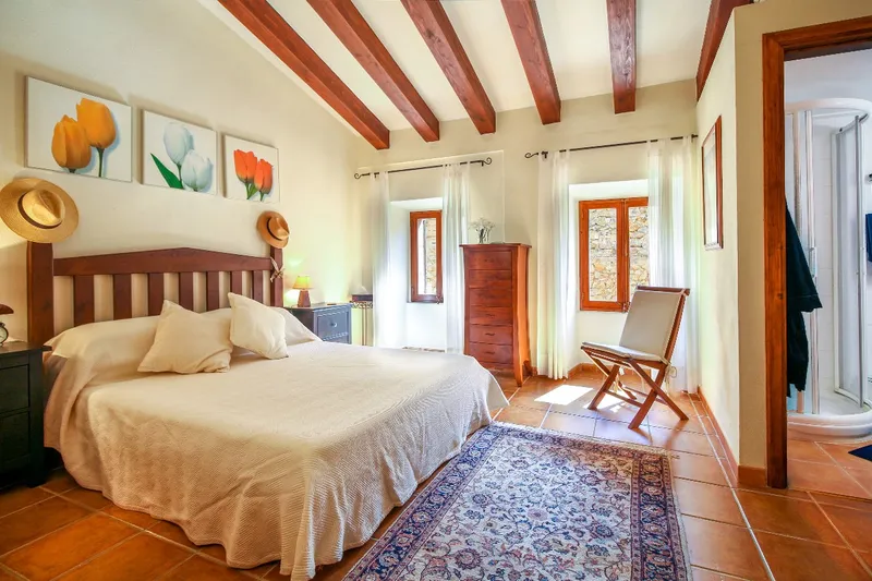 Exclusive Listing.- Renovated Stone Facade Town House near the Famous Calvario Steps — photo 6
