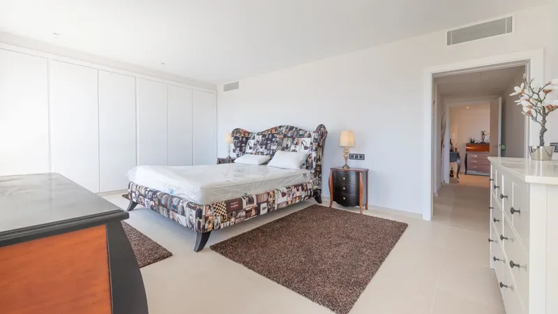Penthouse with sea views in sought-after residential area in Bendinat for sale — photo 7