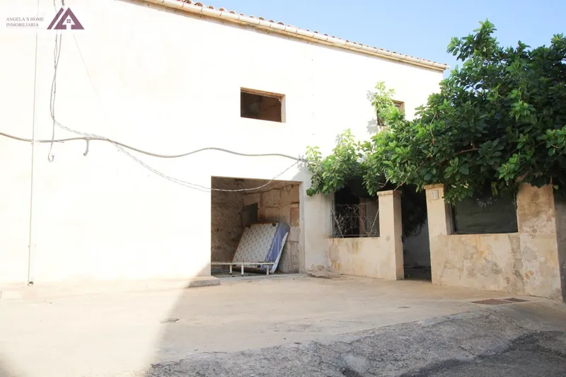 Village house for sale in Ses Salines — photo 8