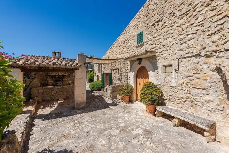 ¡Bienvenido a su propio retiro en una pintoresca casa de campo con licencia de vacaciones y molino histórico! Esta propiedad única ofrece a  — photo 4
