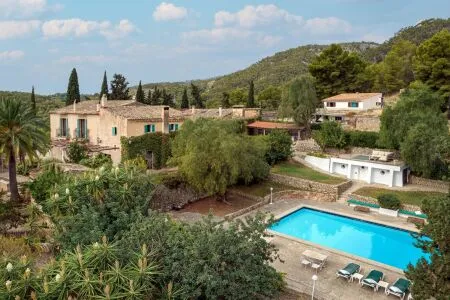 House with land - Palma de Mallorca (Génova), Built Surface 859m², Plot Surface 38871m², 6 Bedrooms, 4... — photo 1