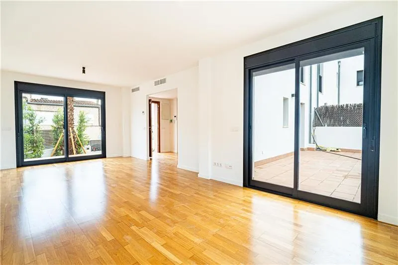Townhouse with a private garden and pool in the Colegios neighborhood, on a lot of approximately 211 m2, — photo 5
