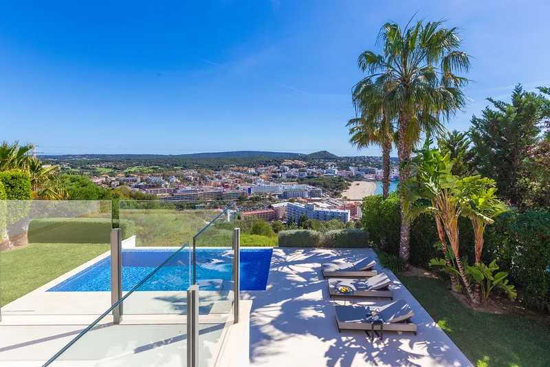 Modern luxury villa with magnificent views — photo 2