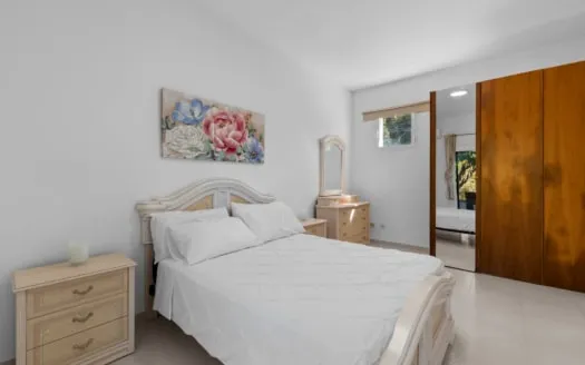 Spacious villa with a pool and wine cellar available for long-term rent in a quiet, private location in S'Aranjassa — photo 10