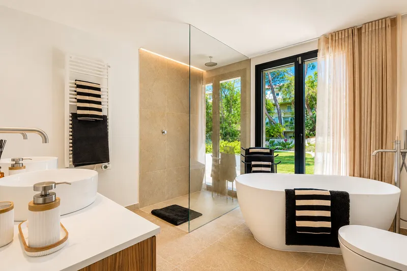 Exclusive Villa for Sale in Santa Ponsa — photo 11