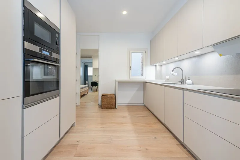 Top quality apartment for sale in Palma Casco Antiguo with roof terrace and various terraces — photo 9