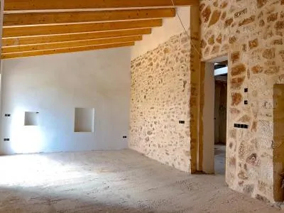 House in Santanyí with 330 m² built area, 593 m² plot, 3 bedrooms, 3 bathrooms, lift, and pool — photo 1