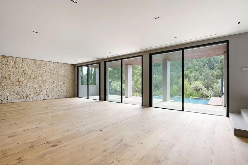 Exclusive: Ultra-modern villa with wood and exposed concrete and indoor pool in Son Vida - Marcel Remus Real Estate — photo 6