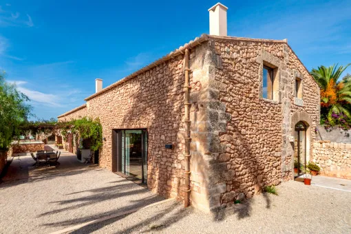 Llucmajor, exclusive newly built finca in Mediterranean style in Llucmajor — photo 2