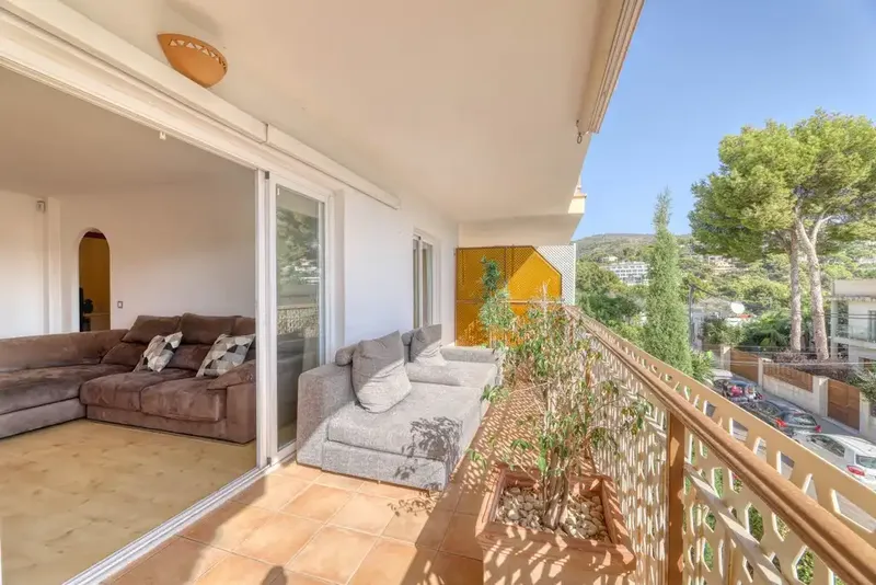 Con una ubicación ideal en la codiciada zona de Portals Nous, este apartamento, perfectamente situado, se encuentra a un corto paseo del ani — photo 9