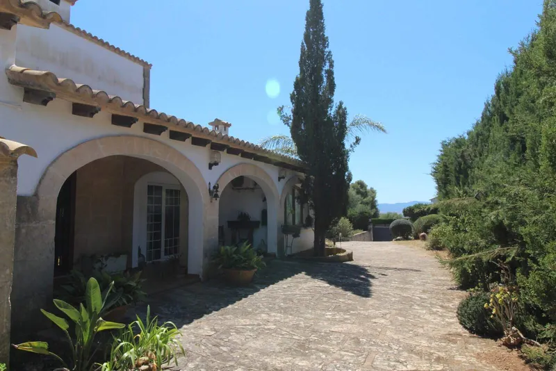 Villa with 4 bedrooms, 2 bathrooms, holiday license and pool for sale — photo 6