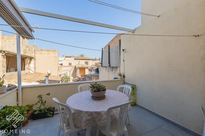 Reformed village house with great style, patio, 2 terraces, 3 bedrooms and attic — photo 7