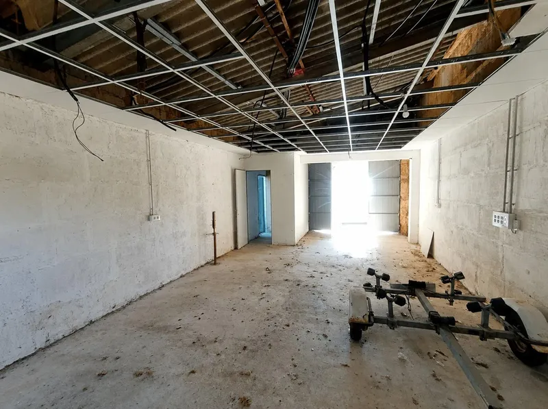 Plot — photo 2