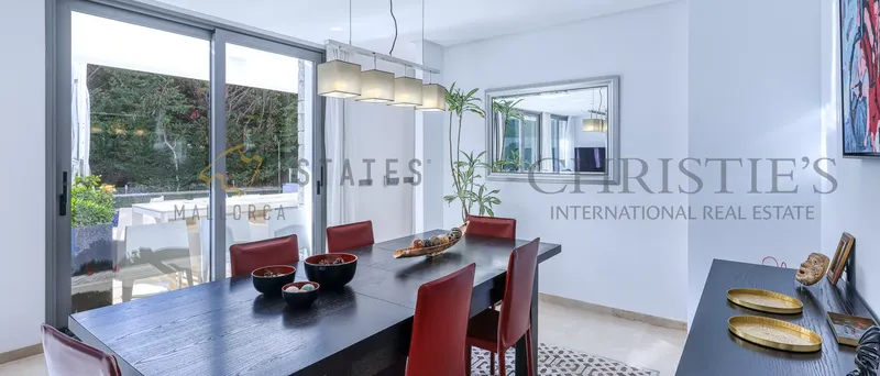 Modern villa in Nova Santa Ponsa with large plot and partial sea views — photo 5