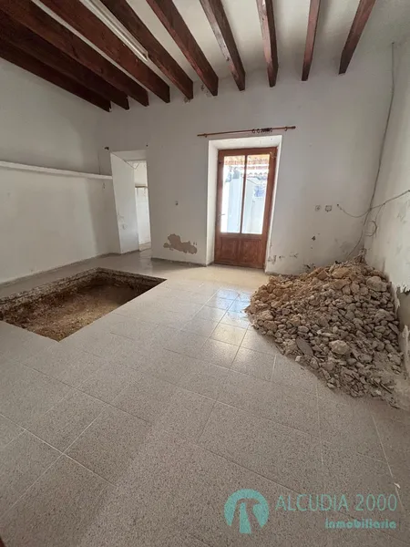 Town House — photo 2