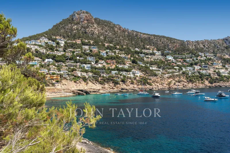 Apartment for Sale in Port d'Andratx — photo 1