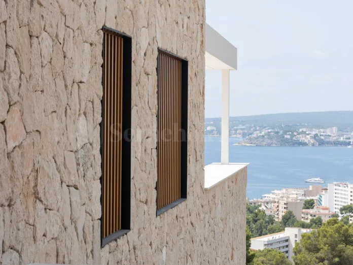 Stunning Villa with sea views in Portals Nous — photo 1