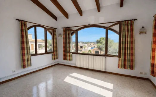 Design instead of compromise – house with sea views and roof terrace in Cala Llombards — photo 8