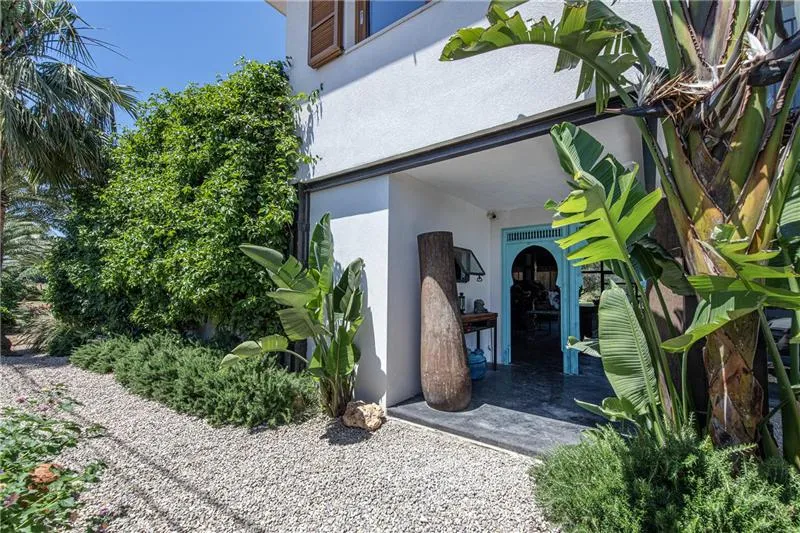 Country property on a plot of approximately 7,173 m² in Palma — photo 3