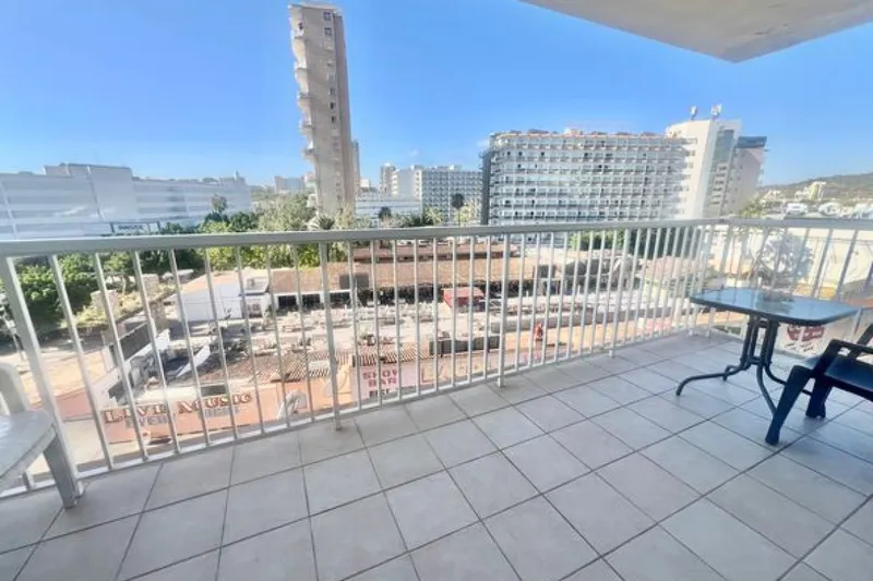 Apartment with sea view — photo 1