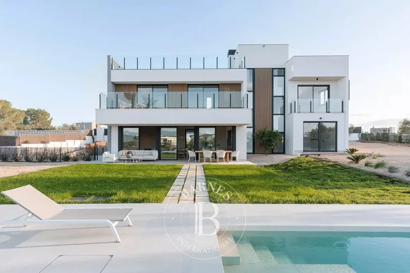 Refined living above the Bay of Palma — photo 2