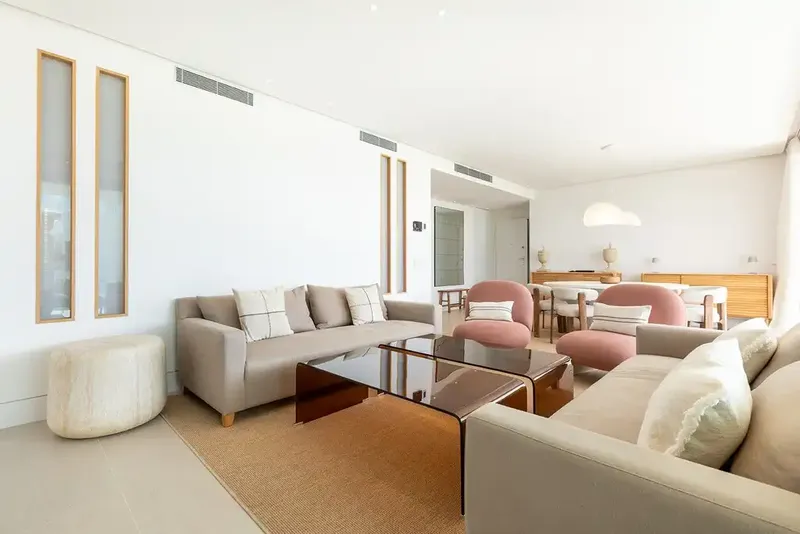 This exclusive new-build apartment offers modern luxury in the heart of the latest development in Port de Pollença. Located in e — photo 5