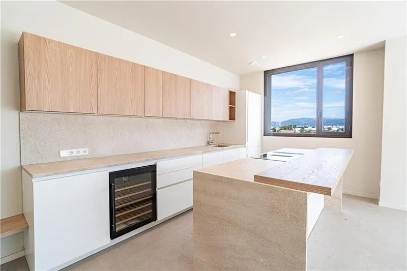 Brand new. Exclusive new-construction penthouse with a pool, private sun terrace, and ocean views, — photo 5