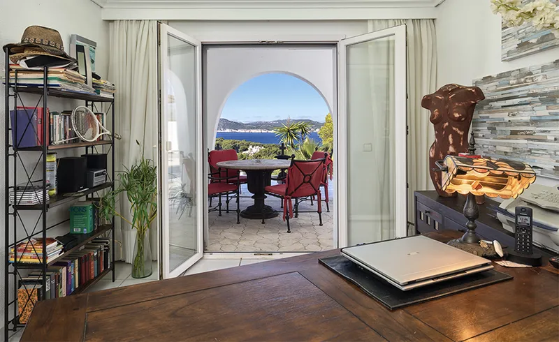 5 bedroom villa with sea views in Santa Ponsa More — photo 10