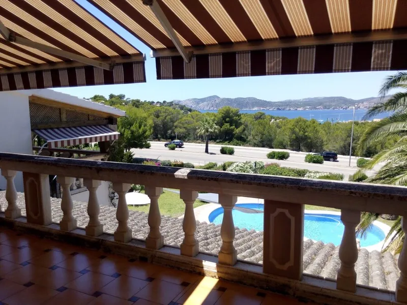 Beautiful Villa with Sea Views Ideally Located in Santa Ponsa — photo 4