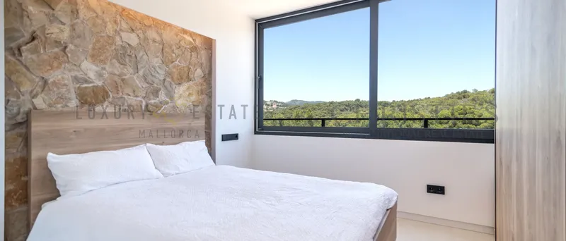 Renovated penthouse in El Terreno, Palma, with a large terrace and sea views — photo 10