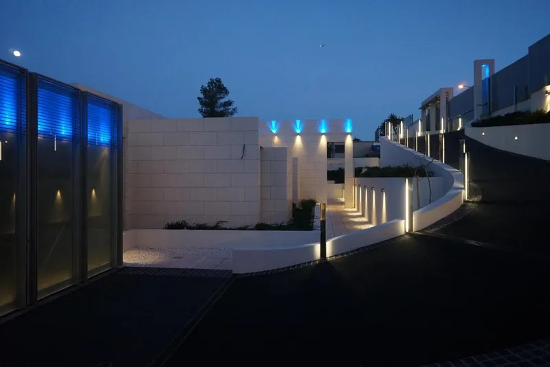 Modern luxury villa with magnificent technical equipment in Sol de Mallorca — photo 9