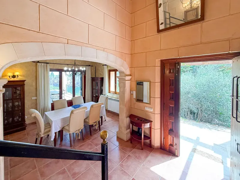 Discover this spectacular chalet located in the coveted area of Cala Deia, a true oasis ready to move into. — photo 4