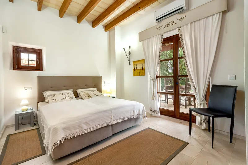 Exclusive finca with sea and distant views, generous living space, ETV license and well-kept garden — photo 7
