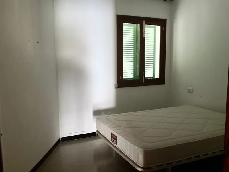 Segundo piso ático en Portocolom ubicado en primera línea de mar de 124m, dispone de salón comedor con chimenea y terraza de unos 6m con vis — photo 9