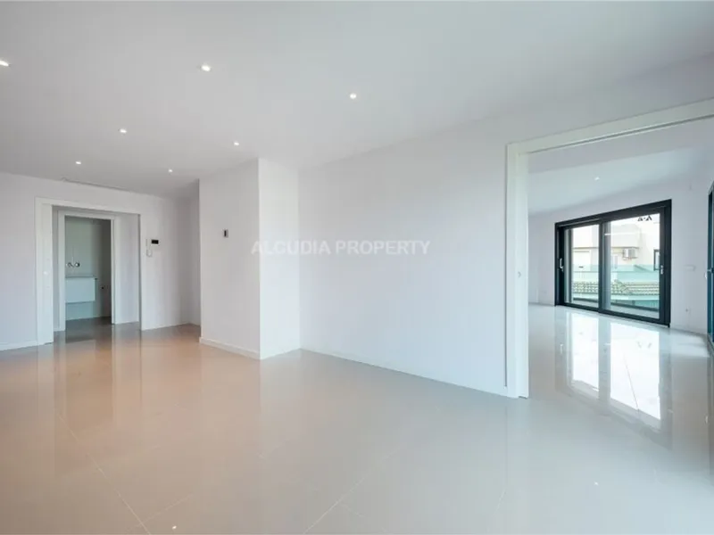 Penthouse in Alcúdia, Province of Balearic Islands — photo 11