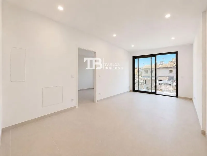 Flat / apartment for sale in Calle Ca'n Ferrer — photo 1