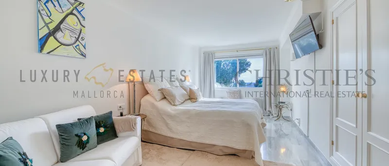 Beautiful penthouse in Nova Santa Ponsa with large roof terrace and sea views — photo 8
