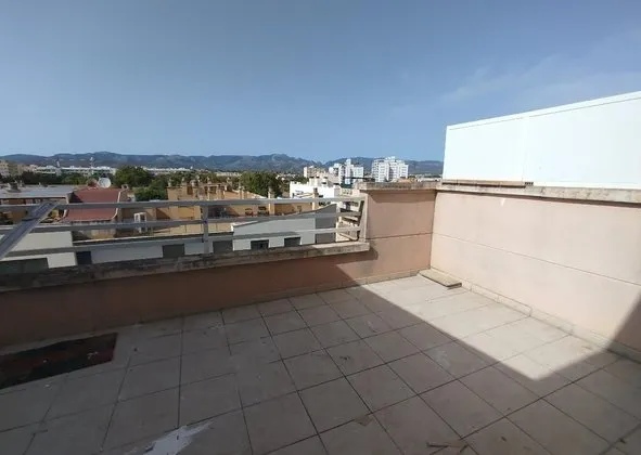 Penthouse in Calle Miguel Capllonch, Camp Redo, Palma de Mallorca — photo 4