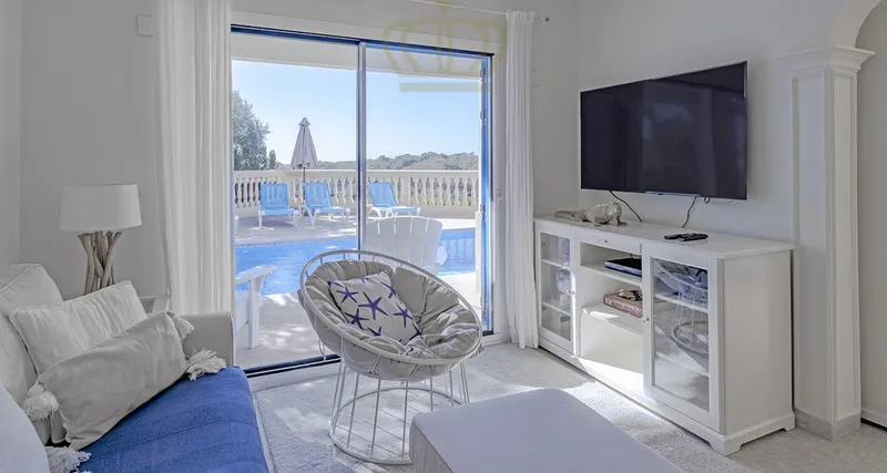 Villa on the first sea line with holiday rental license - Cala Pi — photo 6